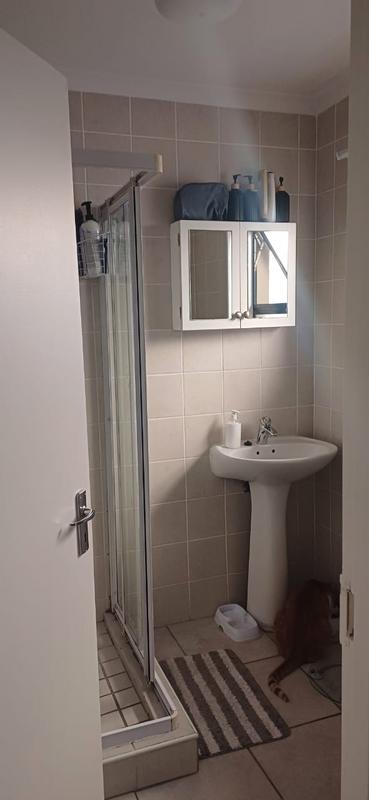 To Let 2 Bedroom Property for Rent in Protea Heights Western Cape